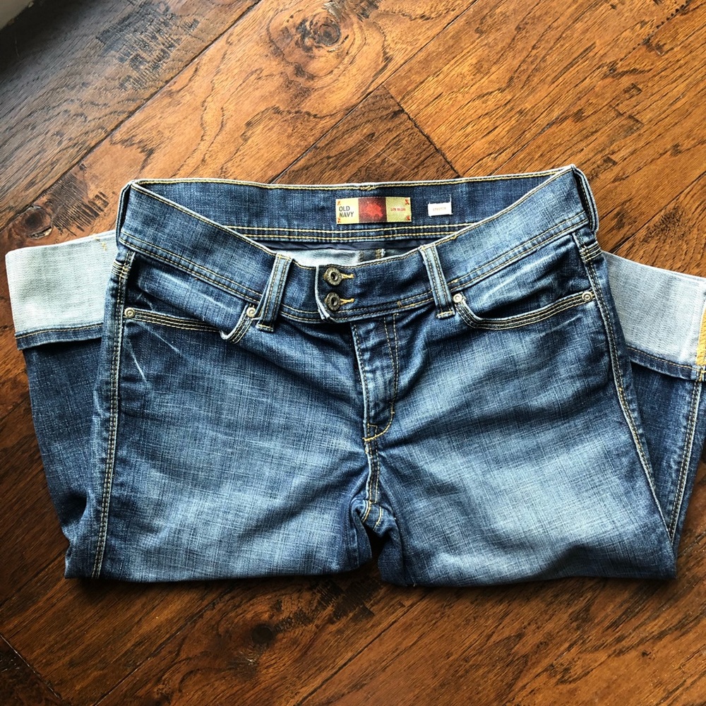 Women’s Old Navy Low Rise Capri Shorts, Like New